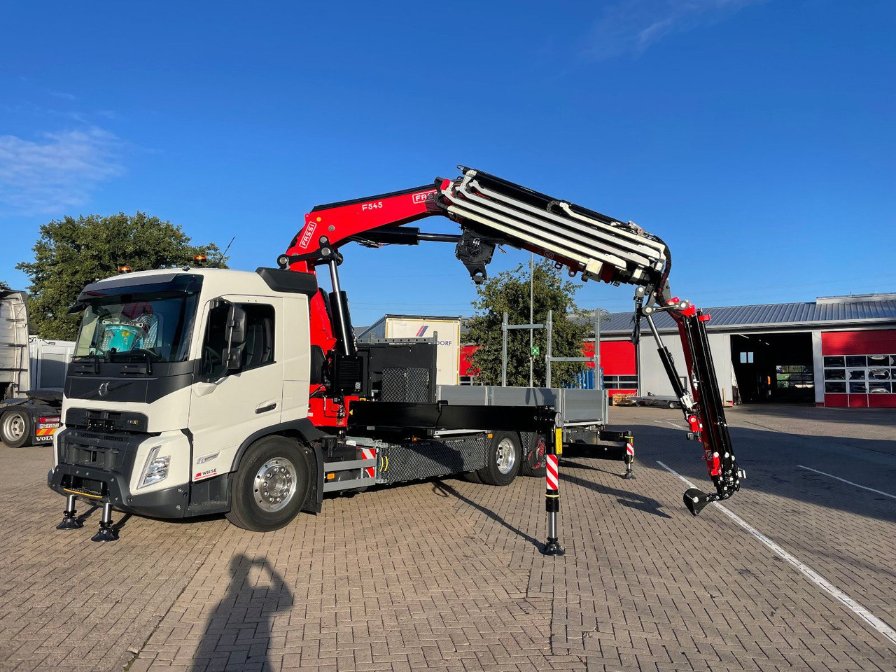 Volvo FMX 500 FASSI Ladekran F545 JIB & Winde Sofort - Kraanaga veoauto: pilt 2 Volvo FMX 500 FASSI Ladekran F545 JIB & Winde Sofort - Kraanaga veoauto: pilt 2