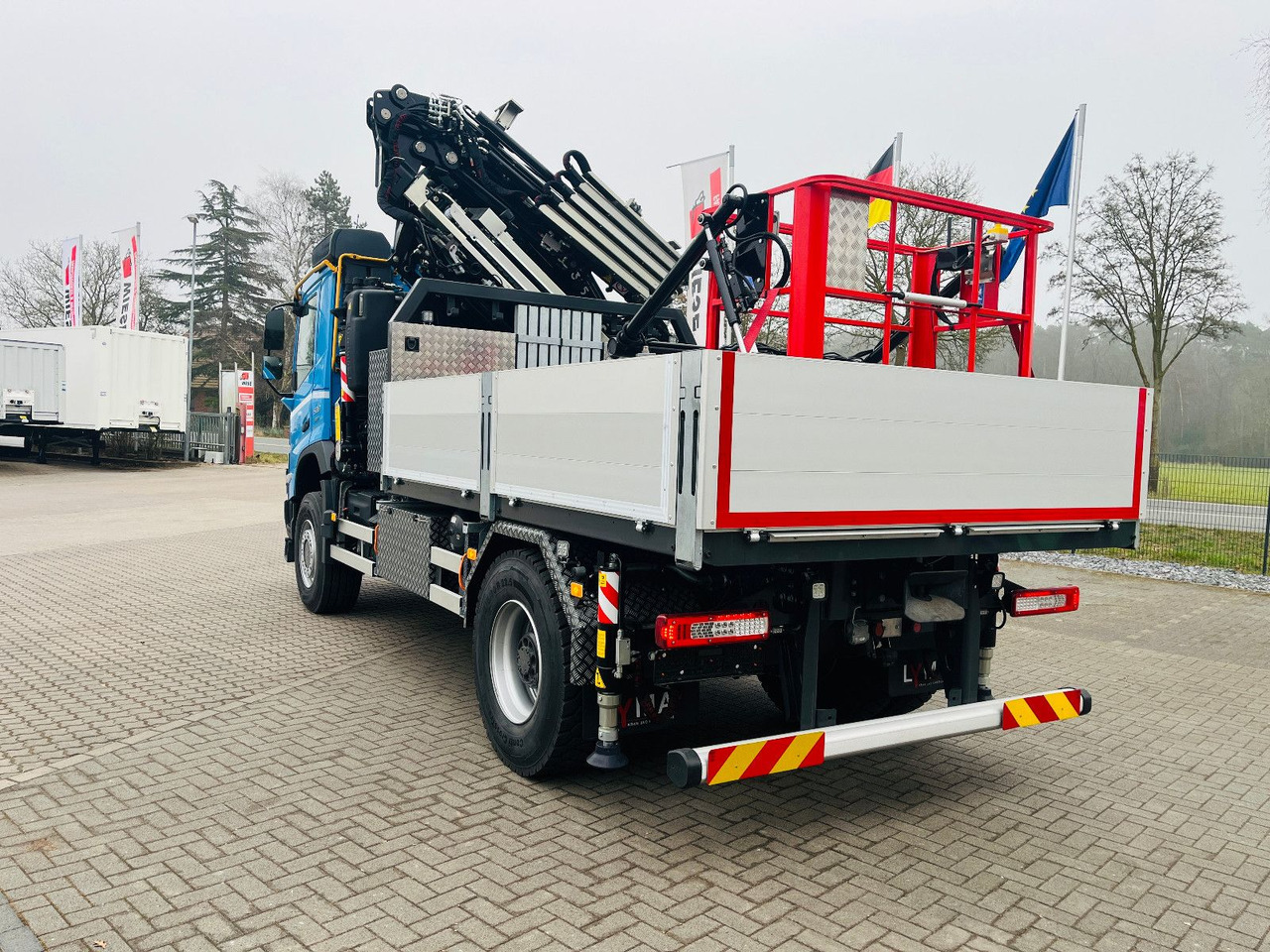 Volvo FMX 500 inkl. F345RB.2.24 & L324 +V20 & Korb - Kraanaga veoauto: pilt 4 Volvo FMX 500 inkl. F345RB.2.24 & L324 +V20 & Korb - Kraanaga veoauto: pilt 4