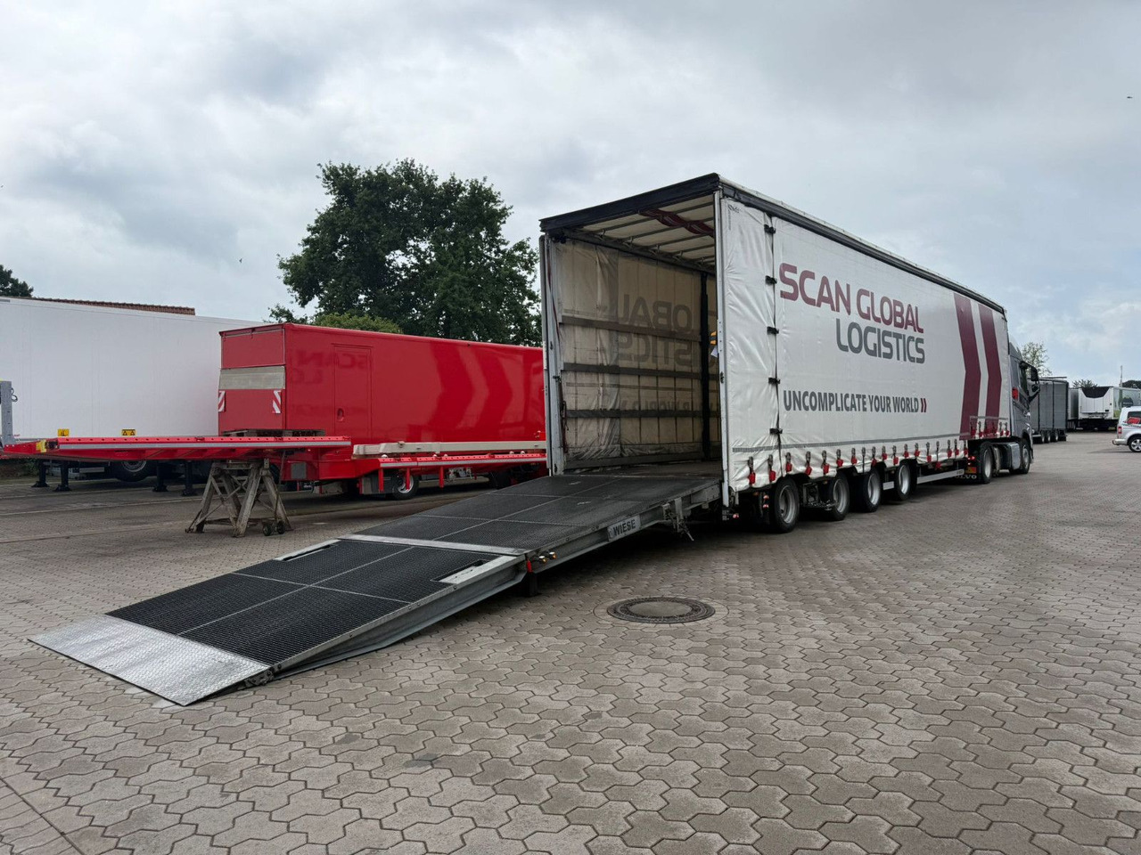 Wiese 4-Achs Mega Gabelstaplertransporter Rampe - Madal platvormpoolhaagis: pilt 5 Wiese 4-Achs Mega Gabelstaplertransporter Rampe - Madal platvormpoolhaagis: pilt 5