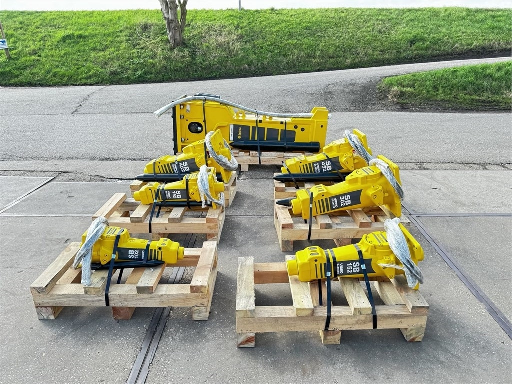 Atlas Copco SB 302 Epiroc SB302 - Hüdrauliline haamer - Ehitusmasinad: pilt 4 Atlas Copco SB 302 Epiroc SB302 - Hüdrauliline haamer - Ehitusmasinad: pilt 4