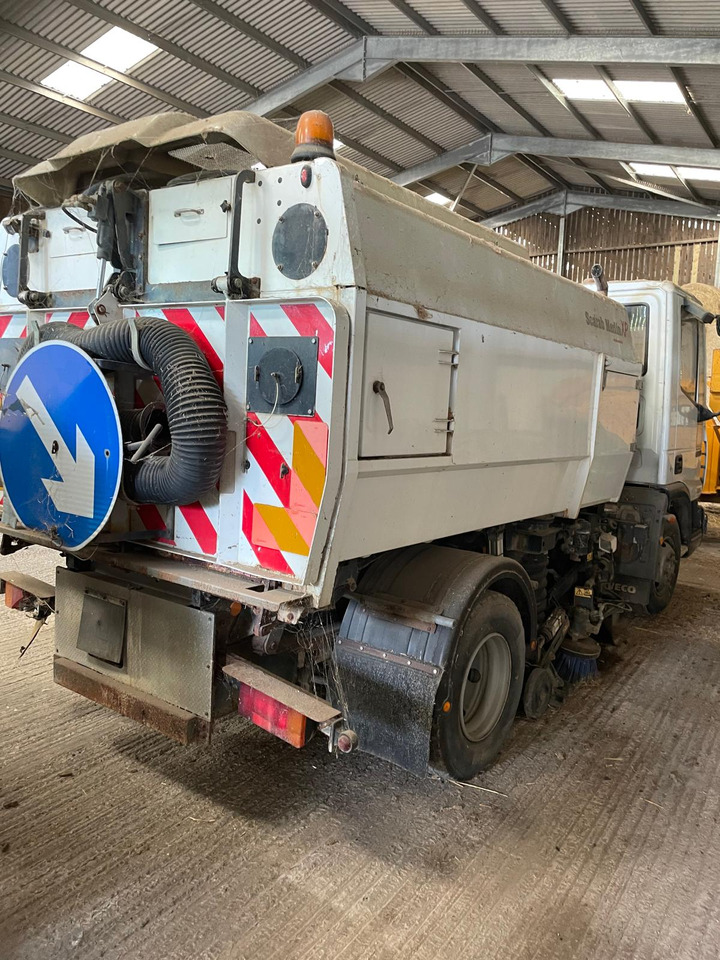 IVECO 17 E 17 - Tänavapühkimismasin: pilt 2 IVECO 17 E 17 - Tänavapühkimismasin: pilt 2