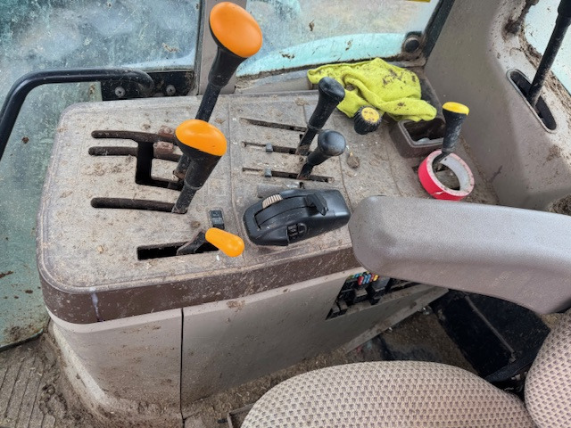 John Deere 6320 - Traktor: pilt 5 John Deere 6320 - Traktor: pilt 5