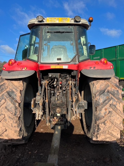 MASSEY FERGUSON 6480 DYNASHIFT - Traktor: pilt 4 MASSEY FERGUSON 6480 DYNASHIFT - Traktor: pilt 4
