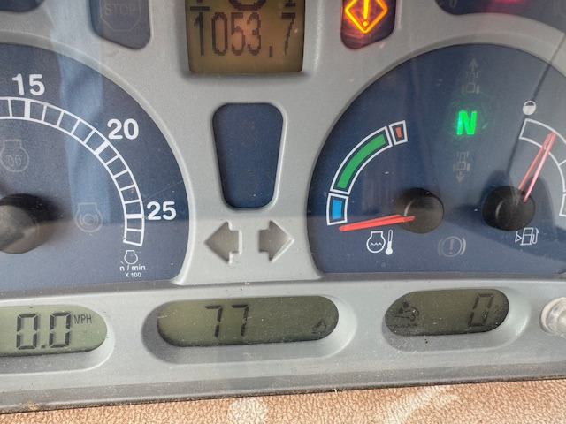 New Holland T7.200 - Traktor: pilt 2 New Holland T7.200 - Traktor: pilt 2