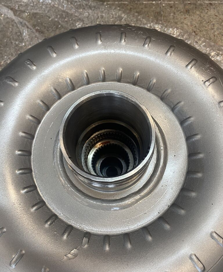 John Deere TORK KONVERTÖR John Deere 744H ZF 4646054034 - 4 WG 260 , 4646054015 – 4WG260 – AT209544 – John Deere 744H , 544H – 4WG160 – AT209715 – 4646054015 – John Deere , 544J – 4WG160 – 465605405 - Jõuülekanne - Rataslaadur: pilt 1 John Deere TORK KONVERTÖR John Deere 744H ZF 4646054034 - 4 WG 260 , 4646054015 – 4WG260 – AT209544 – John Deere 744H , 544H – 4WG160 – AT209715 – 4646054015 – John Deere , 544J – 4WG160 – 465605405 - Jõuülekanne - Rataslaadur: pilt 1
