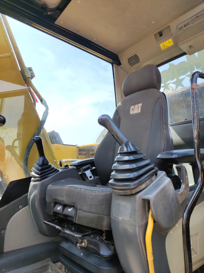 CATERPILLAR 313D - Lintekskavaator: pilt 5 CATERPILLAR 313D - Lintekskavaator: pilt 5