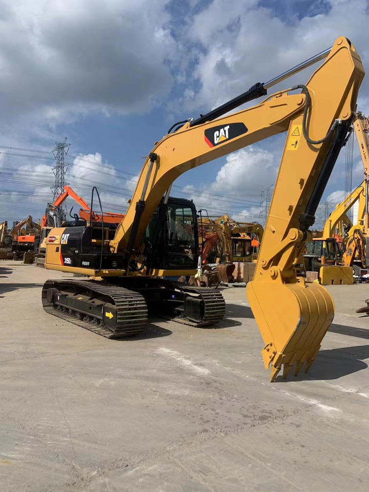CATERPILLAR 315D2 - Lintekskavaator: pilt 4 CATERPILLAR 315D2 - Lintekskavaator: pilt 4