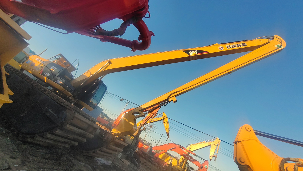 CATERPILLAR 320C - Külgepaigaldatav ekskavaator: pilt 3 CATERPILLAR 320C - Külgepaigaldatav ekskavaator: pilt 3