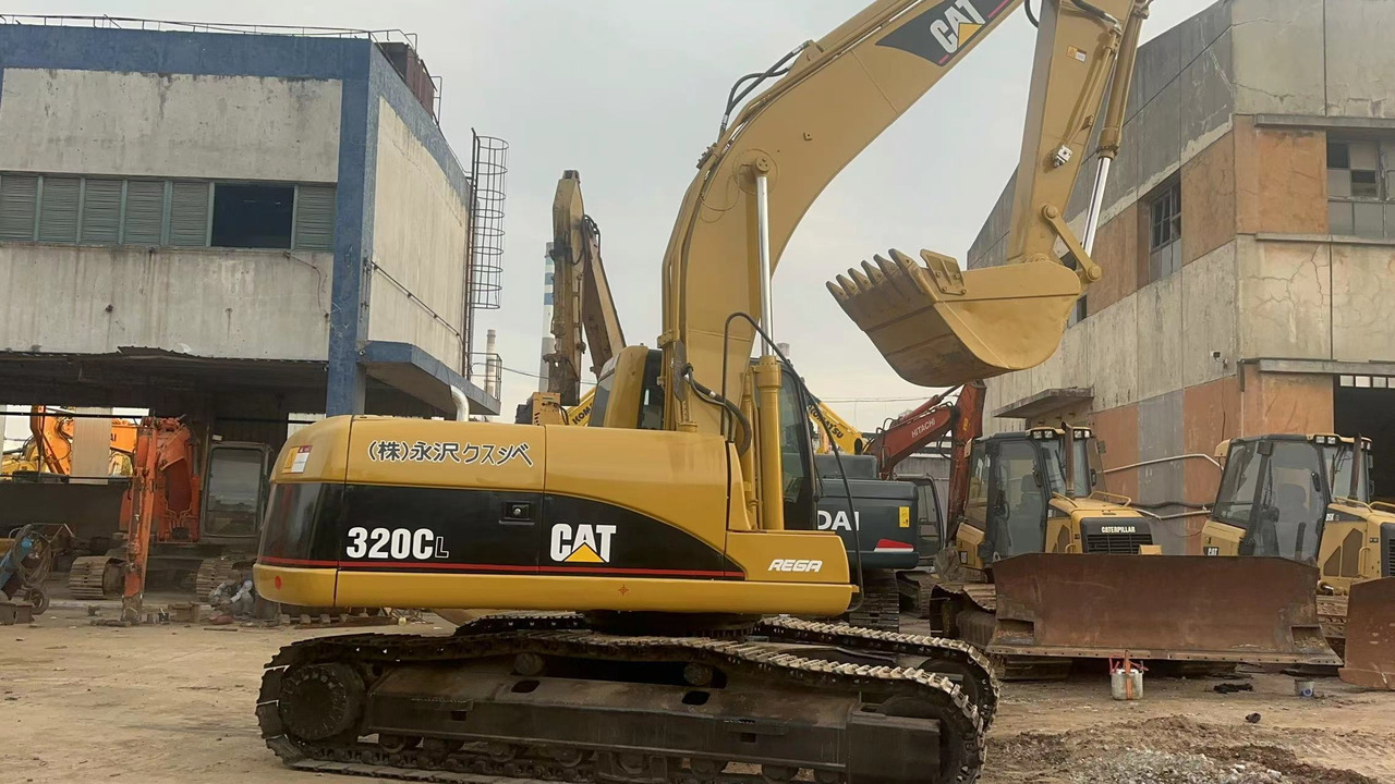 CATERPILLAR 320C - Lintekskavaator: pilt 3 CATERPILLAR 320C - Lintekskavaator: pilt 3