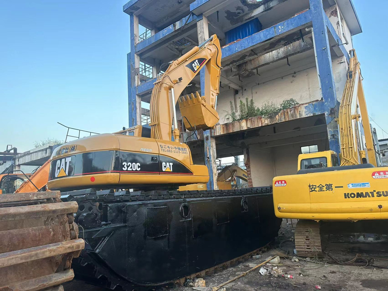 CATERPILLAR 320C - Külgepaigaldatav ekskavaator: pilt 1 CATERPILLAR 320C - Külgepaigaldatav ekskavaator: pilt 1