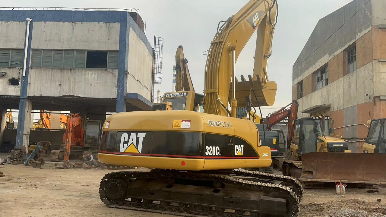 CATERPILLAR 320C - Lintekskavaator: pilt 3 CATERPILLAR 320C - Lintekskavaator: pilt 3
