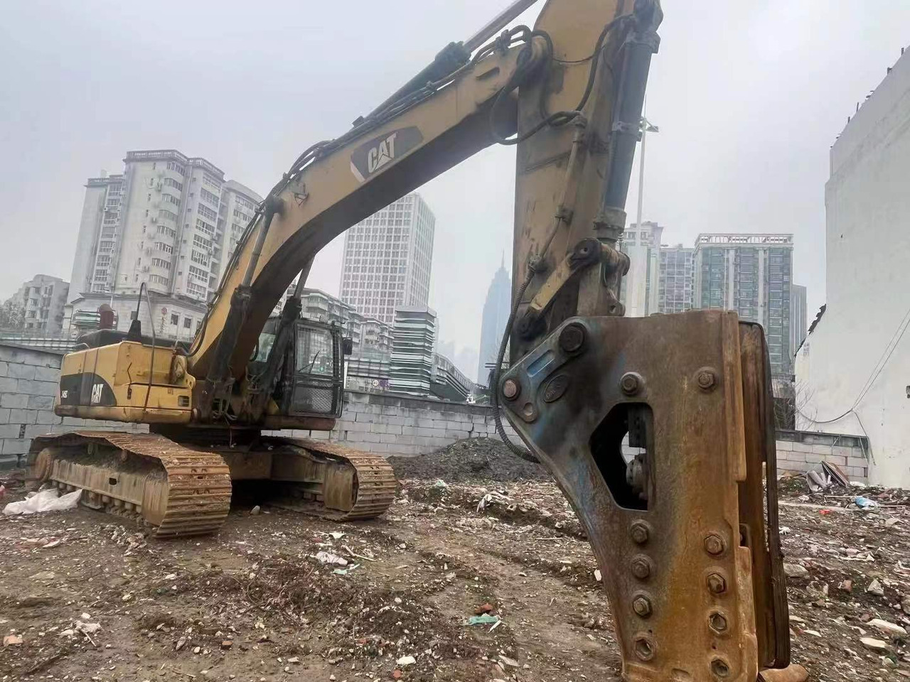 CATERPILLAR 345B - Lintekskavaator: pilt 1 CATERPILLAR 345B - Lintekskavaator: pilt 1