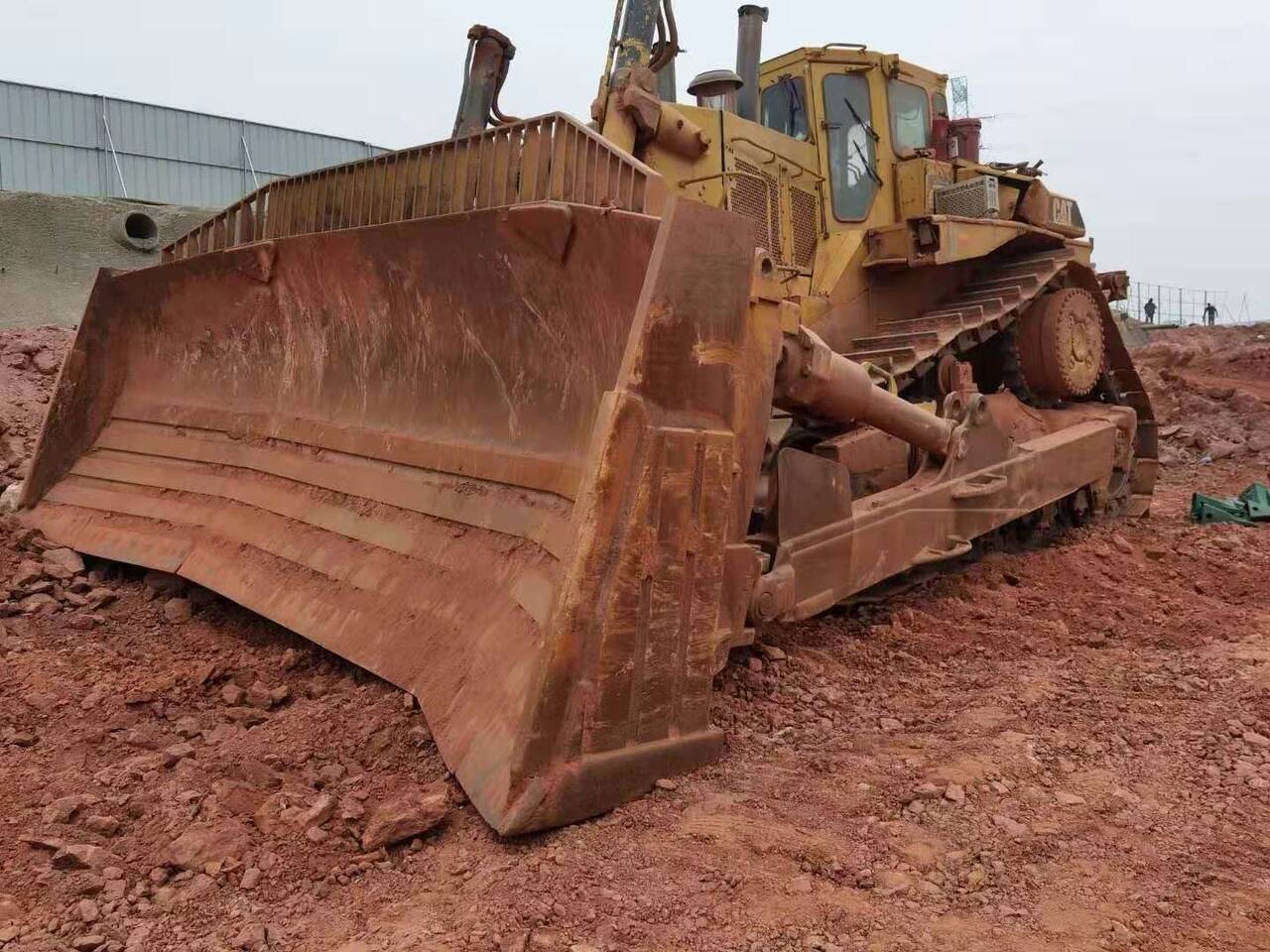 CATERPILLAR D11 - Buldooser: pilt 1 CATERPILLAR D11 - Buldooser: pilt 1