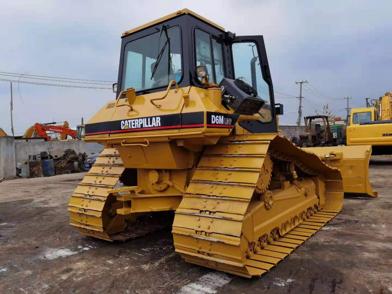 CATERPILLAR D6M - Buldooser: pilt 3 CATERPILLAR D6M - Buldooser: pilt 3