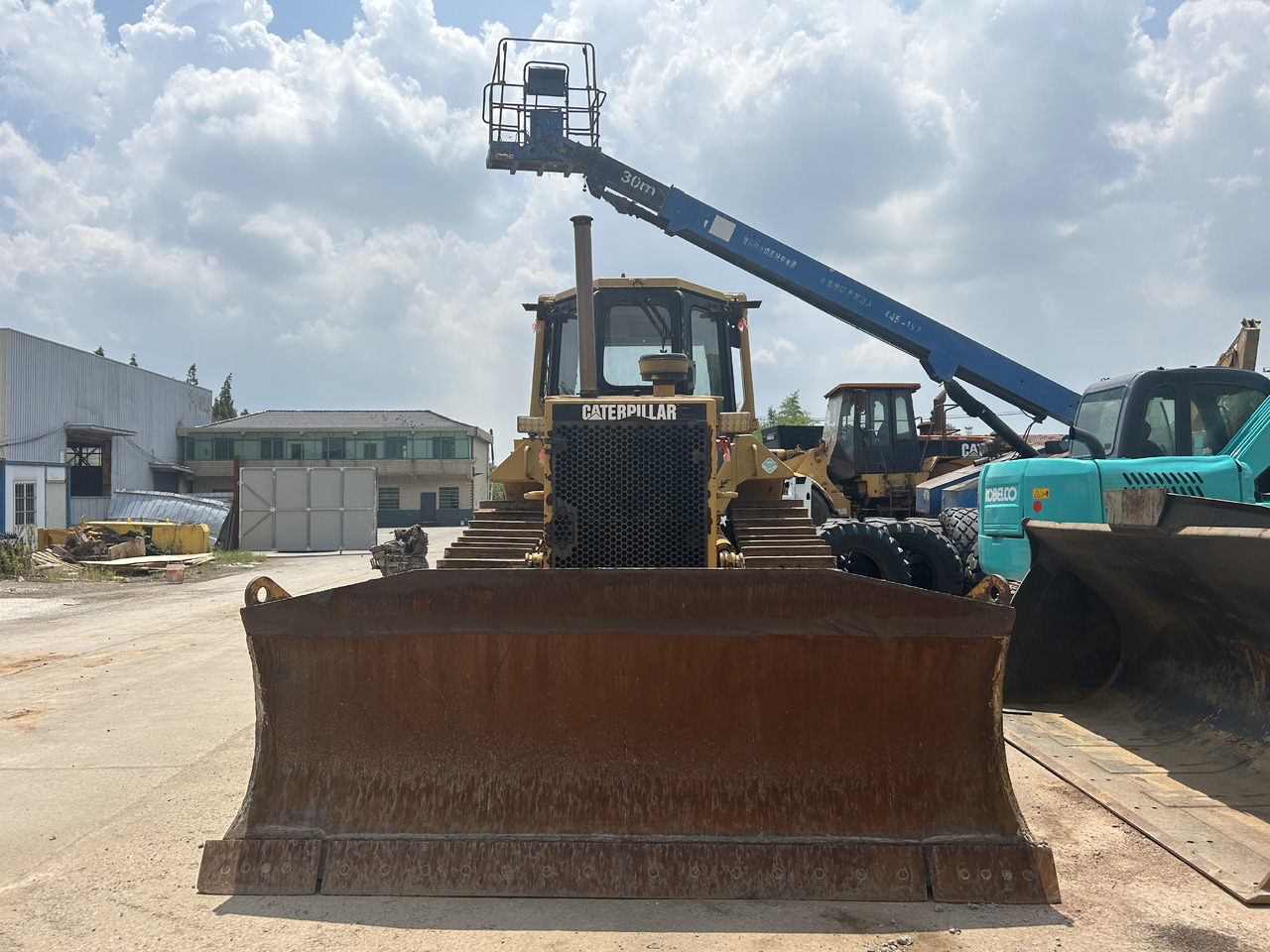 CATERPILLAR D6M XL - Buldooser: pilt 3 CATERPILLAR D6M XL - Buldooser: pilt 3