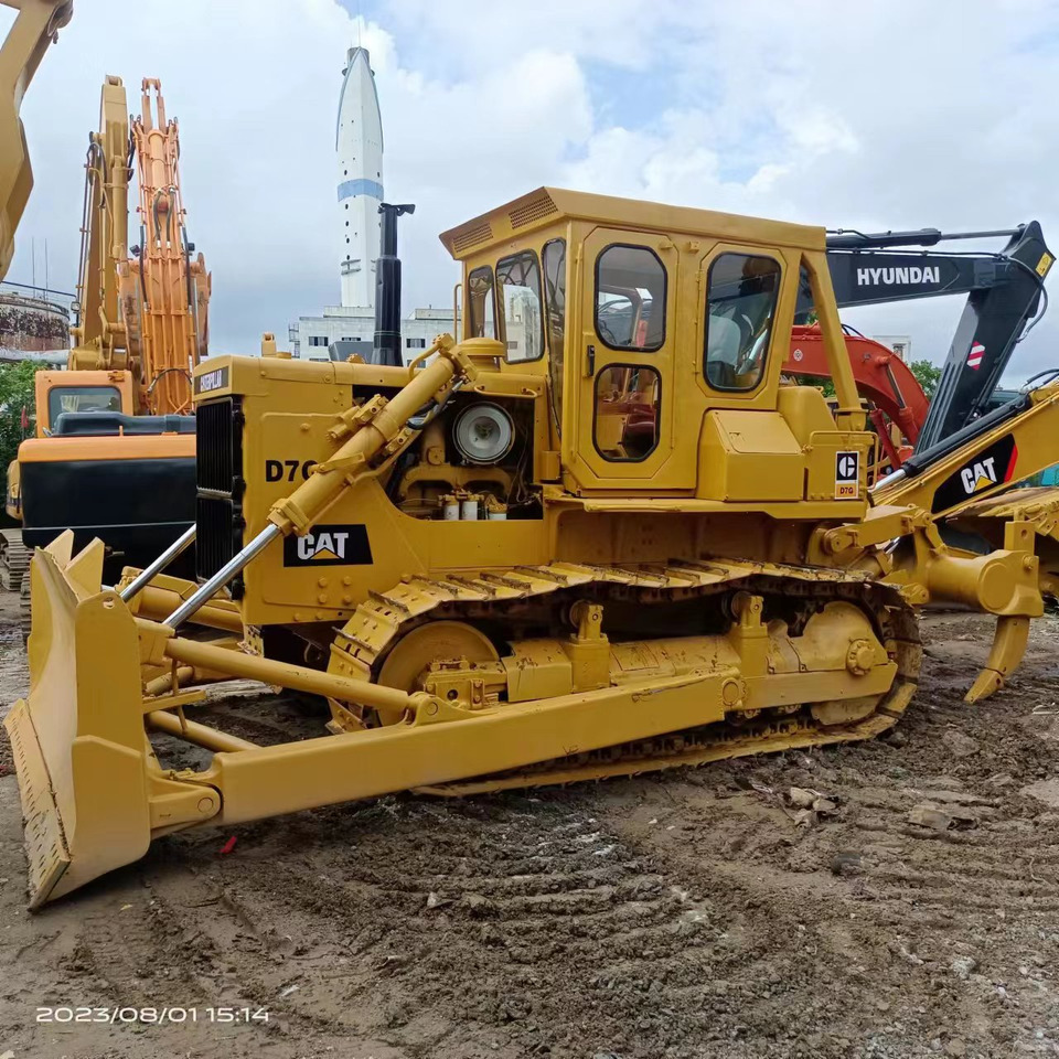CATERPILLAR D7G - Buldooser: pilt 2 CATERPILLAR D7G - Buldooser: pilt 2