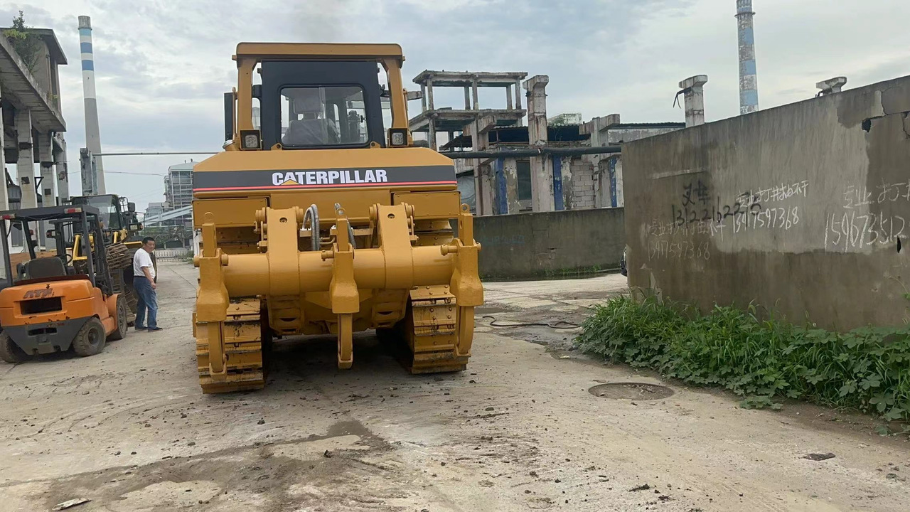 CATERPILLAR D8R - Buldooser: pilt 3 CATERPILLAR D8R - Buldooser: pilt 3