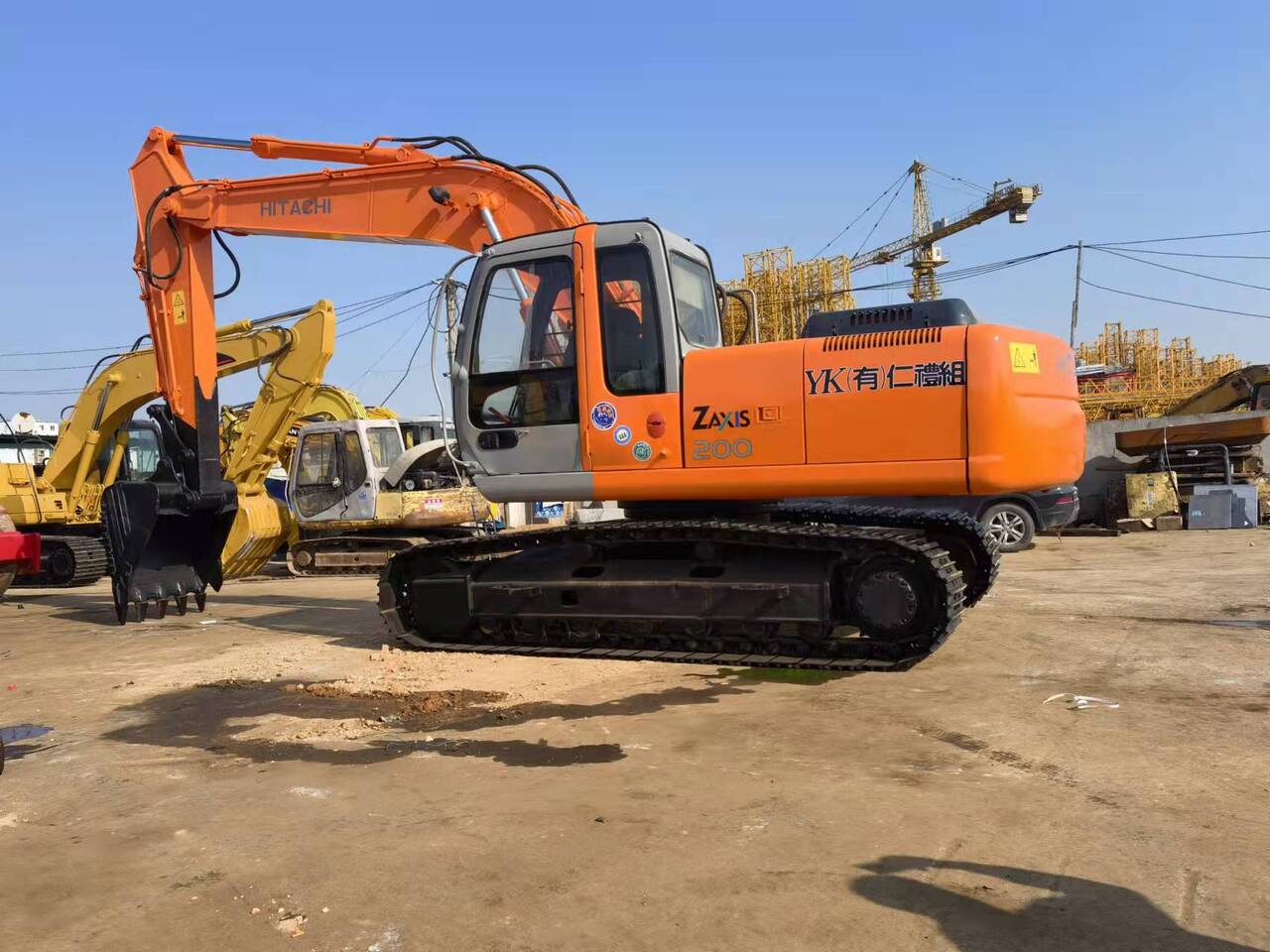 HITACHI ZX200-6 - Lintekskavaator: pilt 4 HITACHI ZX200-6 - Lintekskavaator: pilt 4