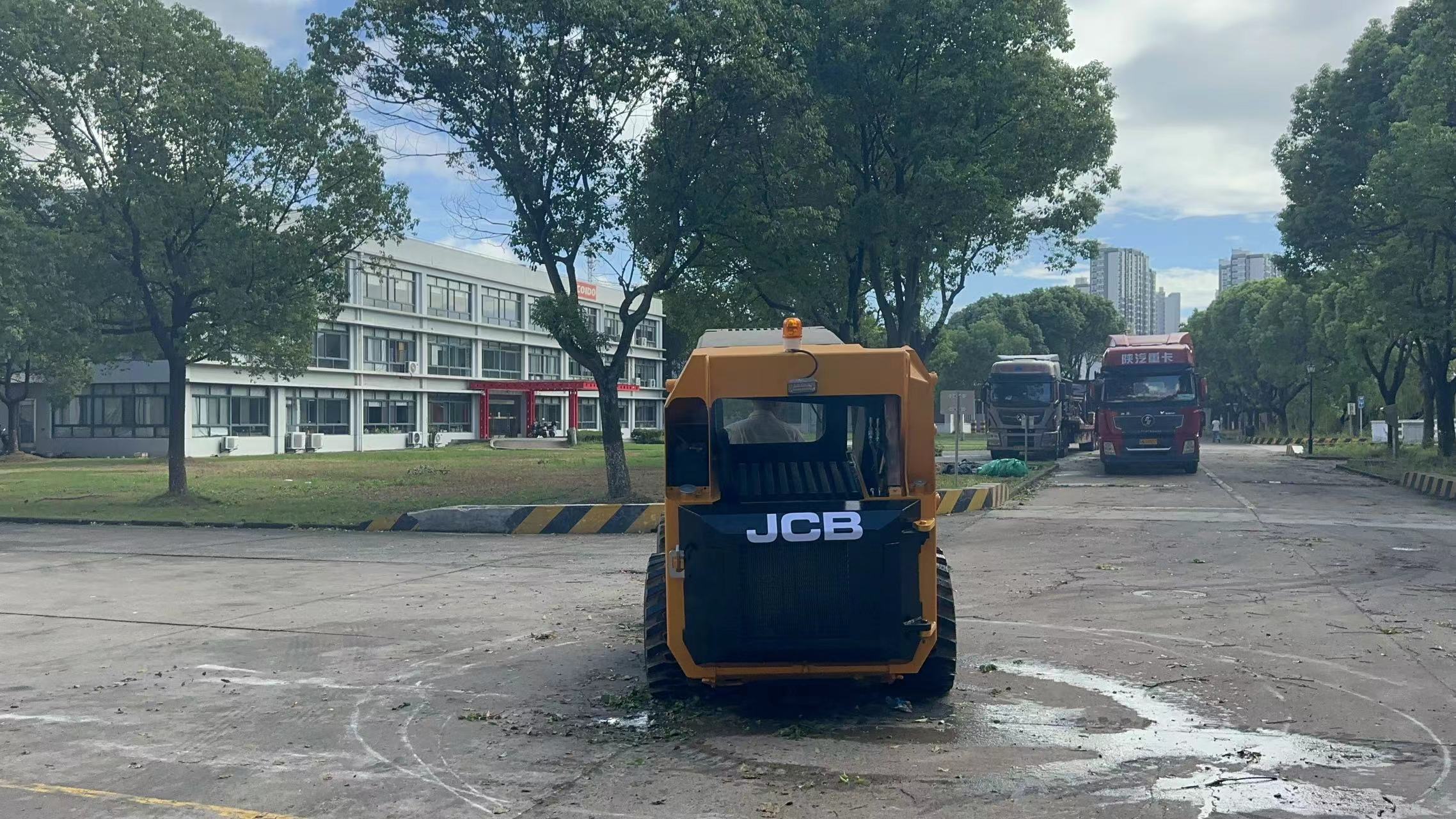 JCB 185 eco - Kompaktlaadur: pilt 2 JCB 185 eco - Kompaktlaadur: pilt 2