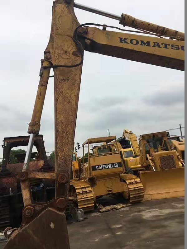 KOMATSU PC120-5 - Lintekskavaator: pilt 3 KOMATSU PC120-5 - Lintekskavaator: pilt 3