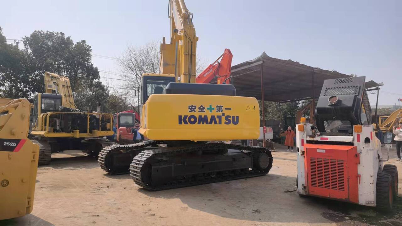 KOMATSU PC300-7 - Lintekskavaator: pilt 4 KOMATSU PC300-7 - Lintekskavaator: pilt 4
