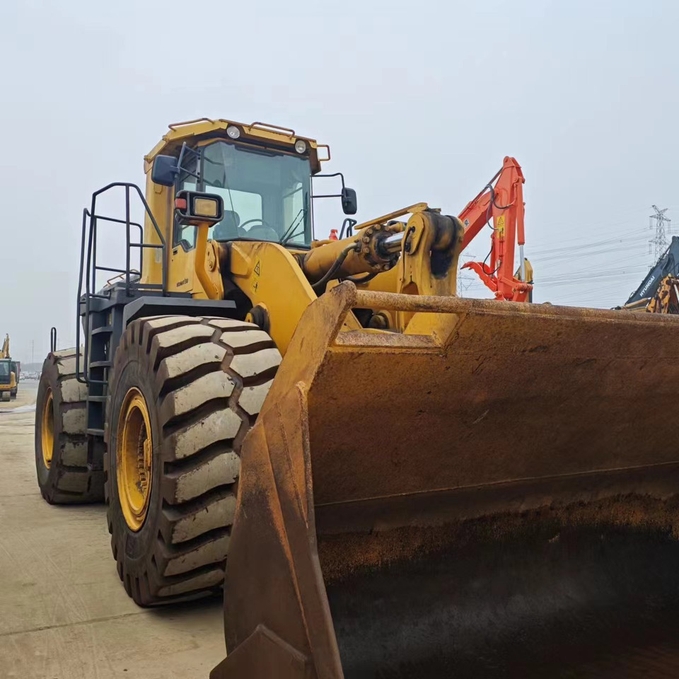 KOMATSU WA600-3 - Rataslaadur: pilt 5 KOMATSU WA600-3 - Rataslaadur: pilt 5