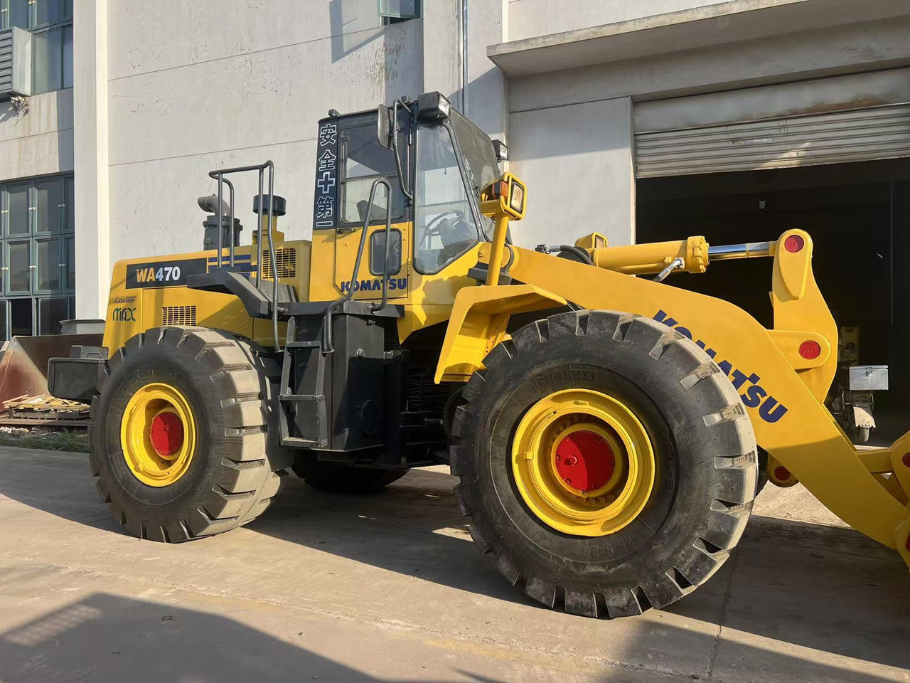 Komatsu WA470-3 - Rataslaadur: pilt 3 Komatsu WA470-3 - Rataslaadur: pilt 3