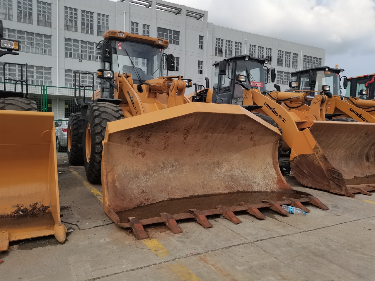 LONKING LG855D - Rataslaadur: pilt 2 LONKING LG855D - Rataslaadur: pilt 2