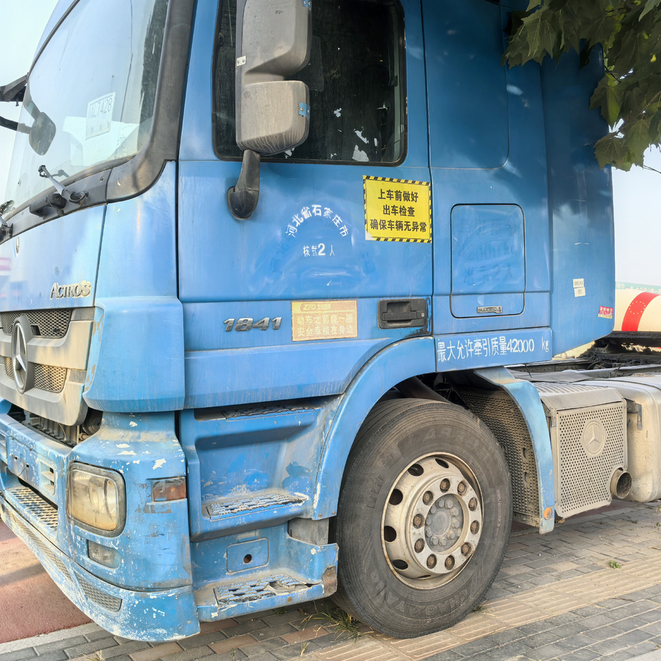 Mercedes-Benz 4x2-1841 - Sadulveok: pilt 2 Mercedes-Benz 4x2-1841 - Sadulveok: pilt 2