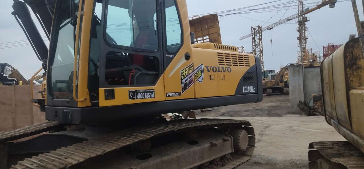 VOLVO EC240BLC - Lintekskavaator: pilt 2 VOLVO EC240BLC - Lintekskavaator: pilt 2