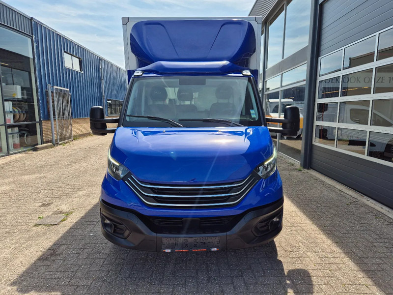 Iveco Daily 35S18 3.0D Koffer/ Xenon/ Airco - Tarbesõiduk furgoon: pilt 4 Iveco Daily 35S18 3.0D Koffer/ Xenon/ Airco - Tarbesõiduk furgoon: pilt 4