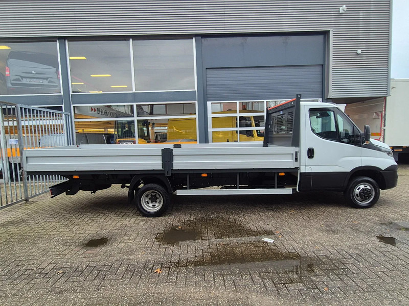 Iveco Daily 50C18 Pritsche 3.0D Euro 6 Hi-Matic GVW 3500 kg - Madelauto: pilt 4 Iveco Daily 50C18 Pritsche 3.0D Euro 6 Hi-Matic GVW 3500 kg - Madelauto: pilt 4
