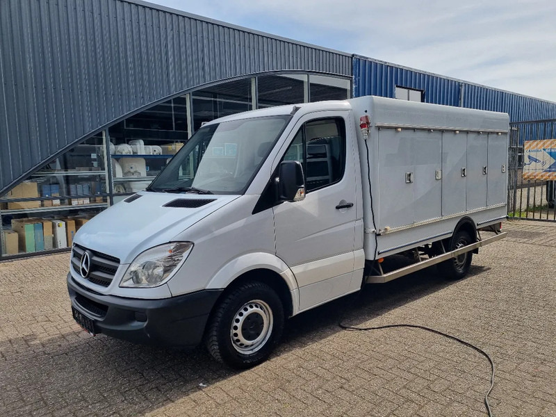 Mercedes-Benz Sprinter 313 CDI/ Eis/ Ice/-40/ 5+5 Turen/ Carlsen Baltic Euro 5 - Tarbesõiduk külmik: pilt 4 Mercedes-Benz Sprinter 313 CDI/ Eis/ Ice/-40/ 5+5 Turen/ Carlsen Baltic Euro 5 - Tarbesõiduk külmik: pilt 4