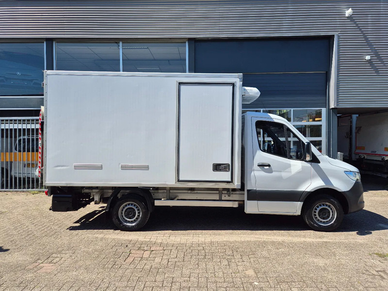 Mercedes-Benz Sprinter 315 CDI/ Kuhlkoffer/ TK V300 MAX/ LBW/ Stby230 - Tarbesõiduk külmik: pilt 2 Mercedes-Benz Sprinter 315 CDI/ Kuhlkoffer/ TK V300 MAX/ LBW/ Stby230 - Tarbesõiduk külmik: pilt 2