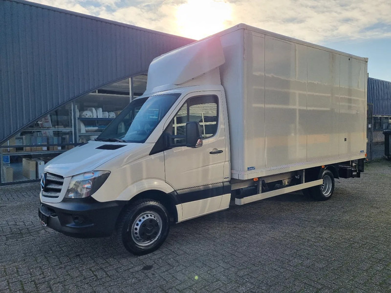 Mercedes-Benz Sprinter 513 CDI Koffer 21kub 130 pk Euro 5B GVW 5000 KG - Tarbesõiduk furgoon: pilt 4 Mercedes-Benz Sprinter 513 CDI Koffer 21kub 130 pk Euro 5B GVW 5000 KG - Tarbesõiduk furgoon: pilt 4