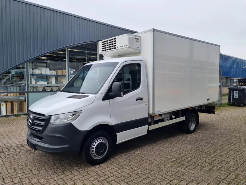 Mercedes-Benz Sprinter 516 CDI THERMOKING V500 MAX MT/ -20+20 STANDBY 380V - Tarbesõiduk külmik: pilt 4 Mercedes-Benz Sprinter 516 CDI THERMOKING V500 MAX MT/ -20+20 STANDBY 380V - Tarbesõiduk külmik: pilt 4