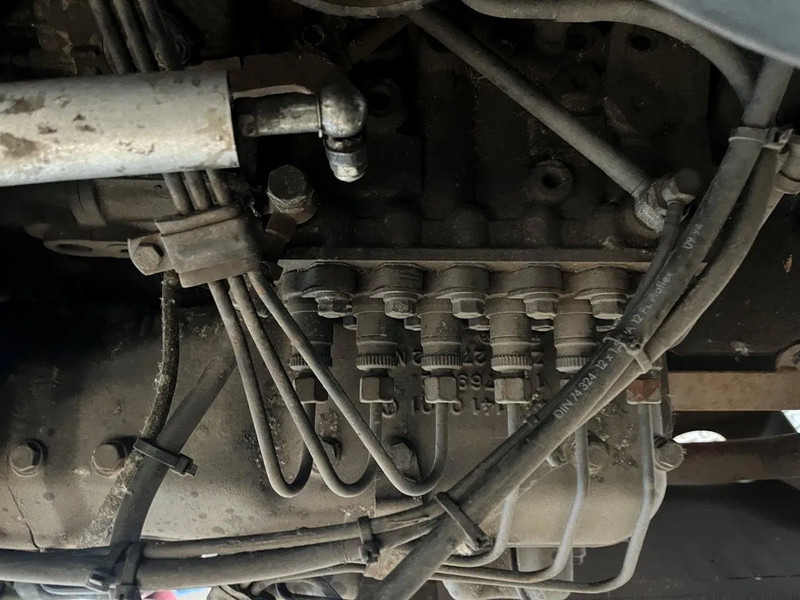 Mercedes-Benz V6 TURBO ENGINE MECHANIC FUEL PUMP + INJECTORS !!! 2 PIECES AVAILABLE !!! OM441LA OM 441 - Mootor: pilt 3 Mercedes-Benz V6 TURBO ENGINE MECHANIC FUEL PUMP + INJECTORS !!! 2 PIECES AVAILABLE !!! OM441LA OM 441 - Mootor: pilt 3