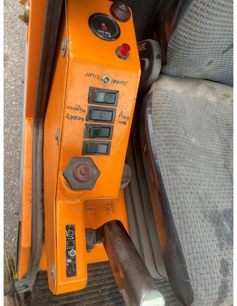 Nilfisk MFH2200 SWEEPER MFH 2200 CLEANER - Tööstuslik kuivpühkimismasin: pilt 5 Nilfisk MFH2200 SWEEPER MFH 2200 CLEANER - Tööstuslik kuivpühkimismasin: pilt 5