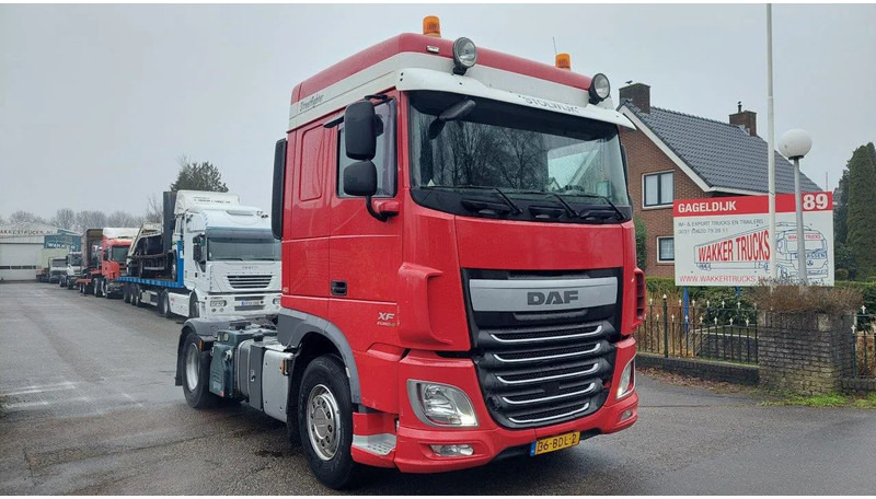DAF XF 410 HOLLAND TRUCK KIPPER HYDRAULIC AND BLOWER - Sadulveok: pilt 3 DAF XF 410 HOLLAND TRUCK KIPPER HYDRAULIC AND BLOWER - Sadulveok: pilt 3
