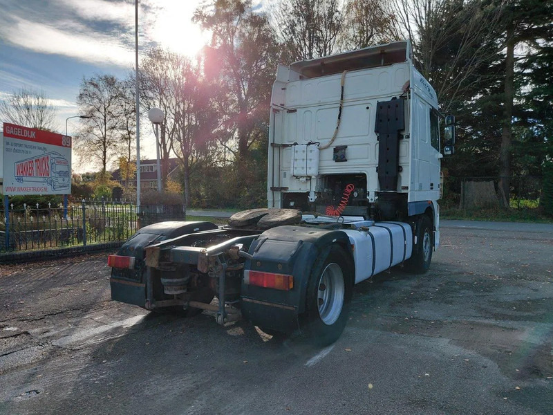 DAF XF 95.430 4x2 MANUAL ZF GEARBOX !! EURO 3 Engine !! - Sadulveok: pilt 3 DAF XF 95.430 4x2 MANUAL ZF GEARBOX !! EURO 3 Engine !! - Sadulveok: pilt 3