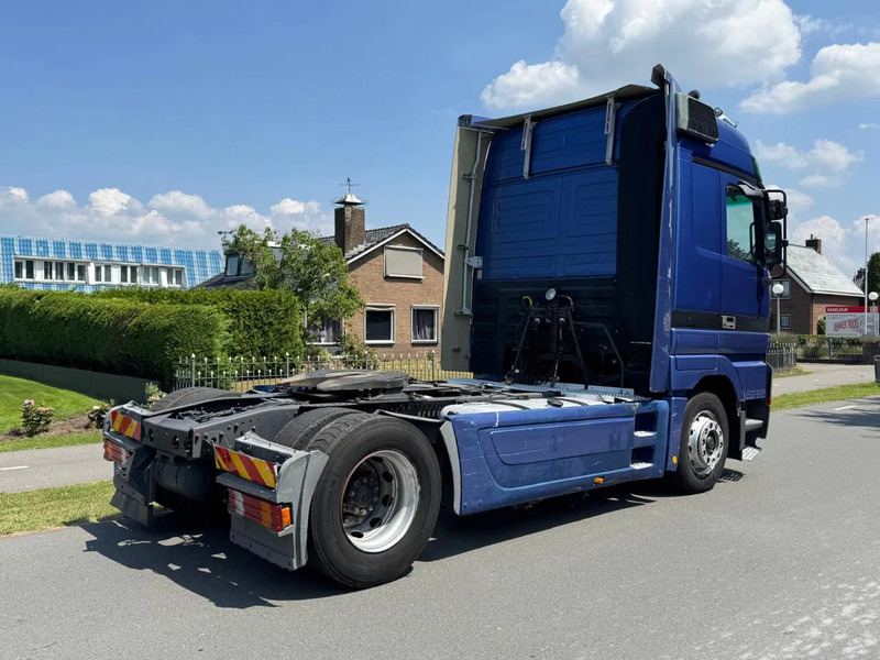 Mercedes-Benz Actros 1848 V8 EPS 3 PEDAL WITH RETARDER AND AIRCO - Sadulveok: pilt 4 Mercedes-Benz Actros 1848 V8 EPS 3 PEDAL WITH RETARDER AND AIRCO - Sadulveok: pilt 4