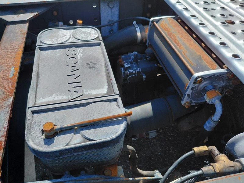 Scania P124-420 MANUAL + RETARDER !!!! 2 PIPES !!!! - Sadulveok: pilt 5 Scania P124-420 MANUAL + RETARDER !!!! 2 PIPES !!!! - Sadulveok: pilt 5