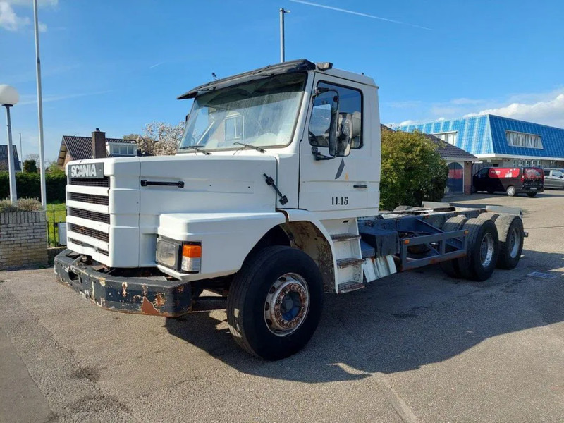 Scania T113 T113 6x4 STEEL - Kabiinišassiiga veoauto: pilt 1 Scania T113 T113 6x4 STEEL - Kabiinišassiiga veoauto: pilt 1