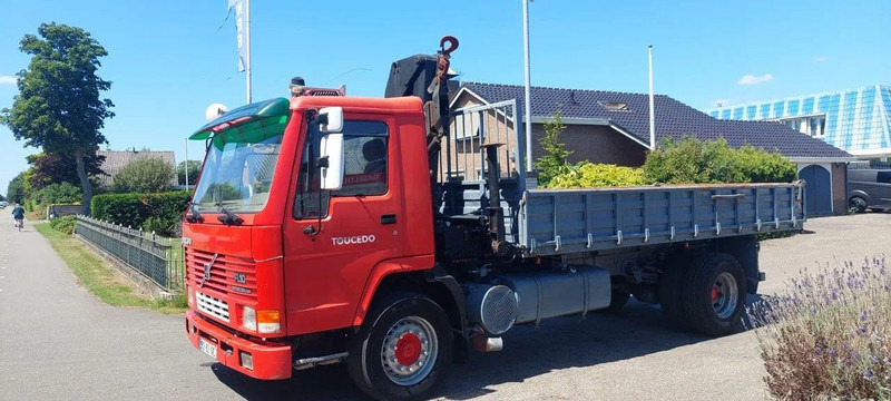 Volvo FL 10.320 4x2 Kipper Crane Steel Suspension - Kallurauto, Kraanaga veoauto: pilt 1 Volvo FL 10.320 4x2 Kipper Crane Steel Suspension - Kallurauto, Kraanaga veoauto: pilt 1