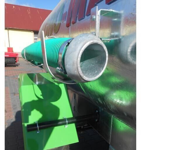 AGRO-MAX Beczkowóz 5000 / Cisterna de agua de 5. - Lägapütt: pilt 2 AGRO-MAX Beczkowóz 5000 / Cisterna de agua de 5. - Lägapütt: pilt 2