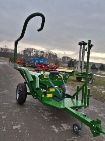 Awid Czyżew Self loading bale wrapper/ Owijarka samozaładowcza - Heinapalli mähkija: pilt 2 Awid Czyżew Self loading bale wrapper/ Owijarka samozaładowcza - Heinapalli mähkija: pilt 2