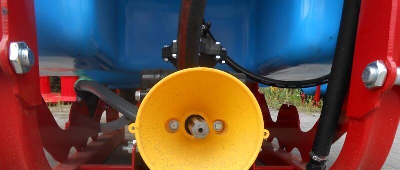 BIARDZKI Feldspritze/ Sprayer/ Opryskiwacz zawieszany 600l - Traktorilt tõusev pritsija: pilt 4 BIARDZKI Feldspritze/ Sprayer/ Opryskiwacz zawieszany 600l - Traktorilt tõusev pritsija: pilt 4