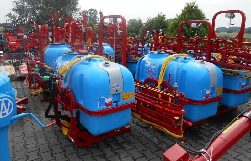 BIARDZKI Sprayer/Opryskiwacz zawieszany 400*l 12 m - Traktorilt tõusev pritsija: pilt 4 BIARDZKI Sprayer/Opryskiwacz zawieszany 400*l 12 m - Traktorilt tõusev pritsija: pilt 4
