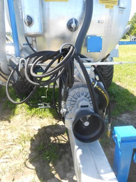 MEPROZET Güllefässer/ Slurry tank/ Beczkowóz T-528/5 (PN60/3) - Lägapütt: pilt 3 MEPROZET Güllefässer/ Slurry tank/ Beczkowóz T-528/5 (PN60/3) - Lägapütt: pilt 3