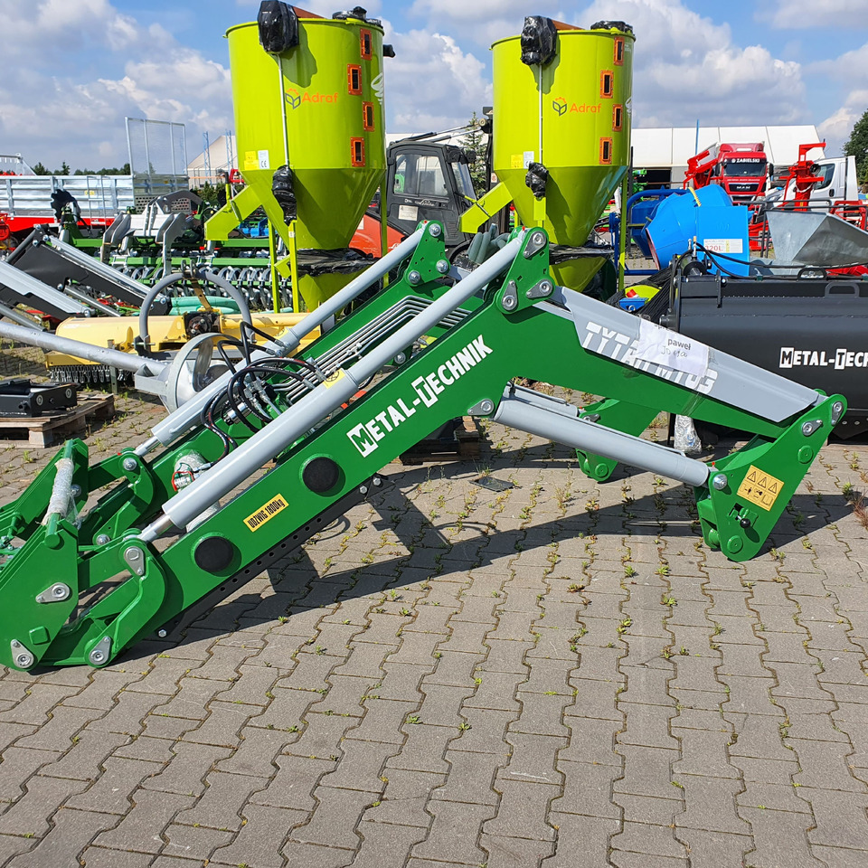 METAL-TECHNIK Tytan MT-03 John Deere - Esilaadur traktorile - Traktor: pilt 1 METAL-TECHNIK Tytan MT-03 John Deere - Esilaadur traktorile - Traktor: pilt 1